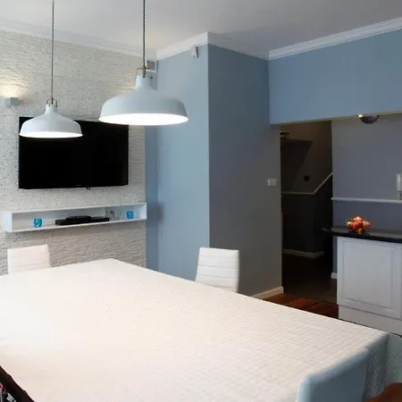 Apartament Z Bilardem 200M Od Morza Apartment